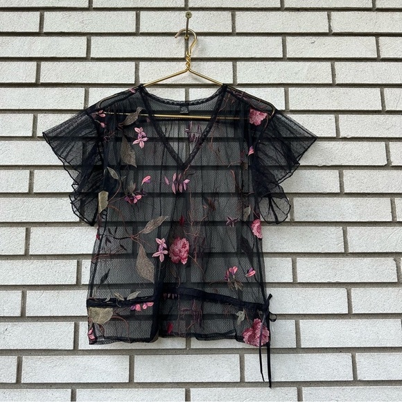 Only Hearts by Helena Stuart Black Embroidered Floral Sheer Top M Romantic Lace - Picture 1 of 8